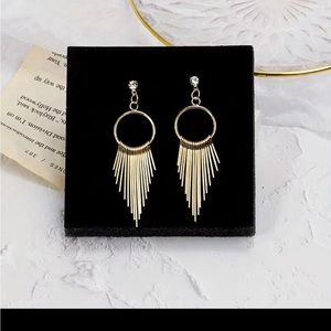 18k gold plated - Metal tassel dangle hoop earrings.